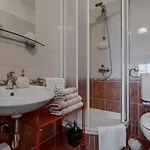 Apartament Divna *