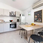 Divna Apartament *
