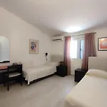 Apartament Divna *