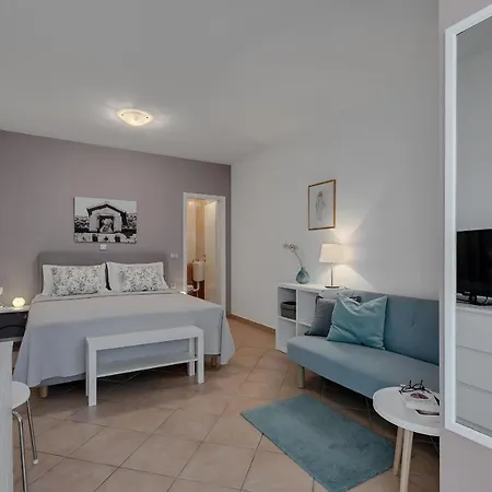 Apartment Divna Baska Voda