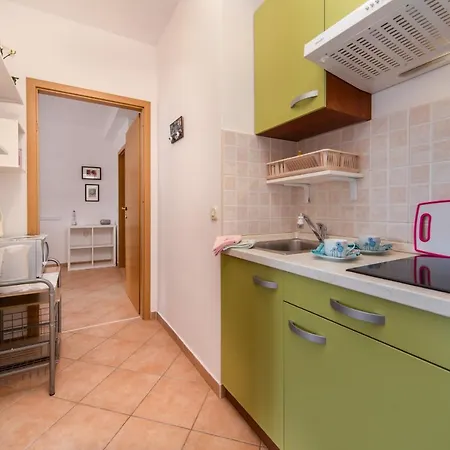 Apartment Divna