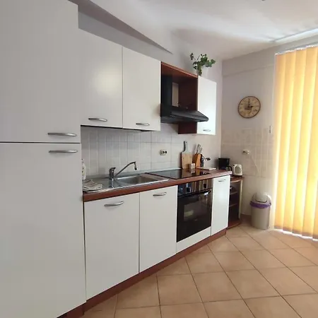 Apartment Divna