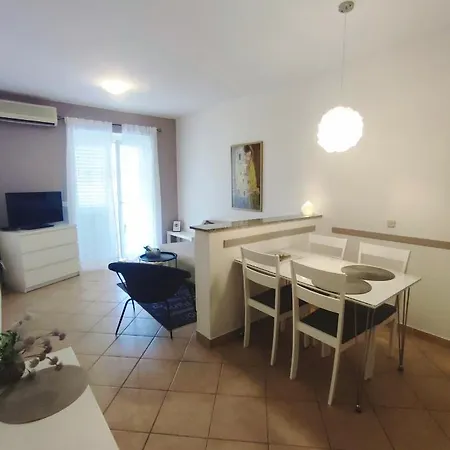 Apartment Divna