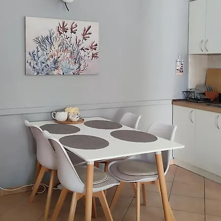 Divna Apartment