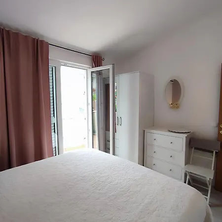 Divna Apartment