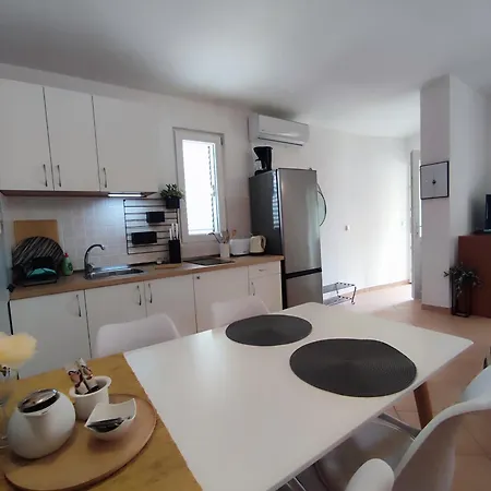 Divna Apartment